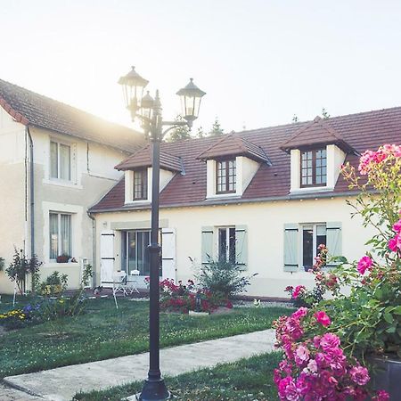 Clos Charmille Meaulne Bagian luar foto